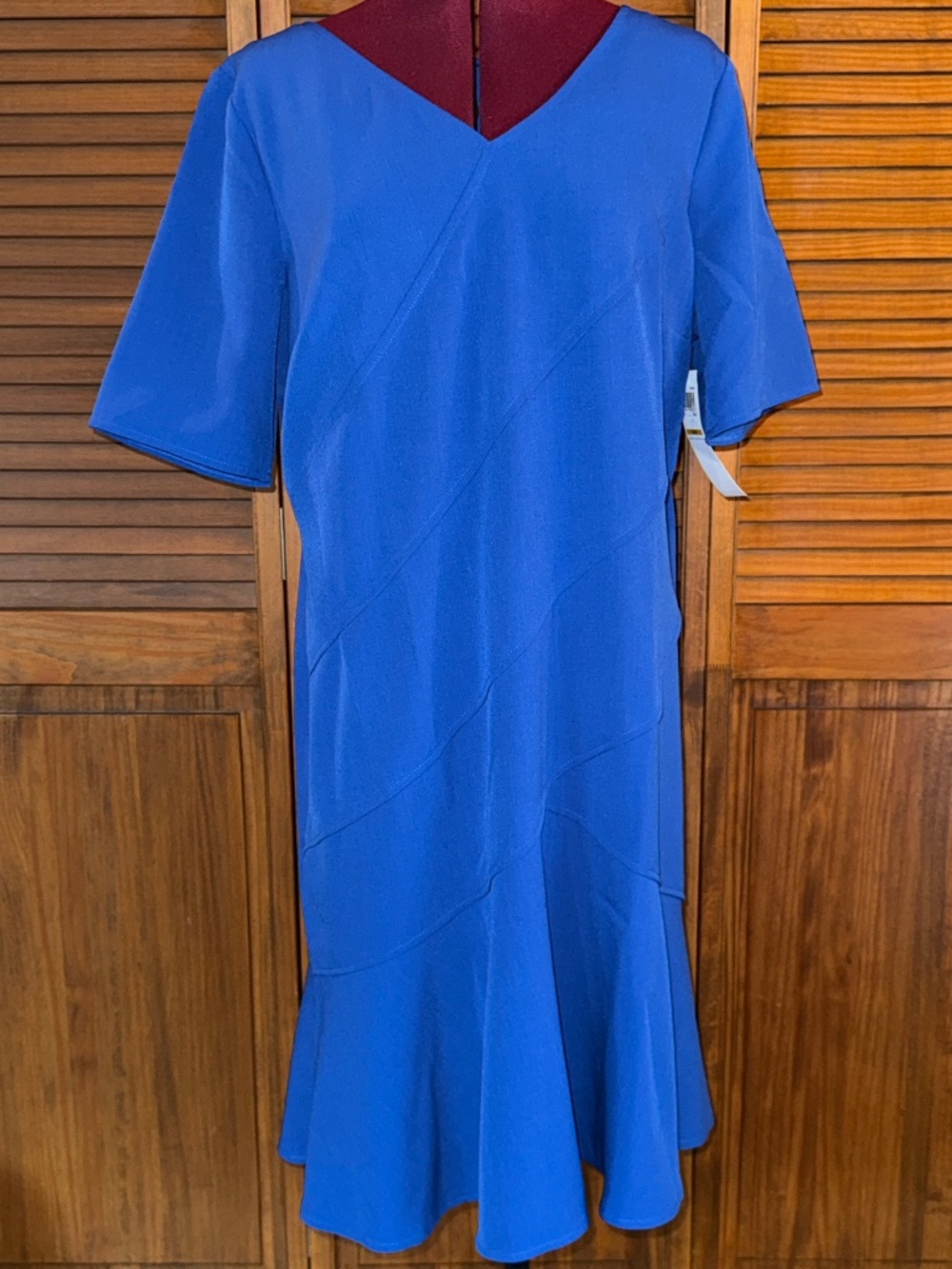 London Times Women's Royal Blue V-Neck Flounce Hem Dress Size 16W